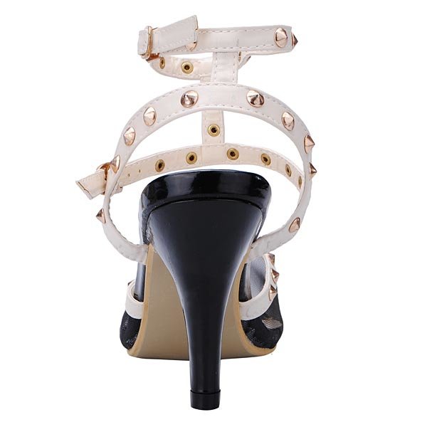 Rivet gaze boucle double creux sur bouts pointus talons minces sandales